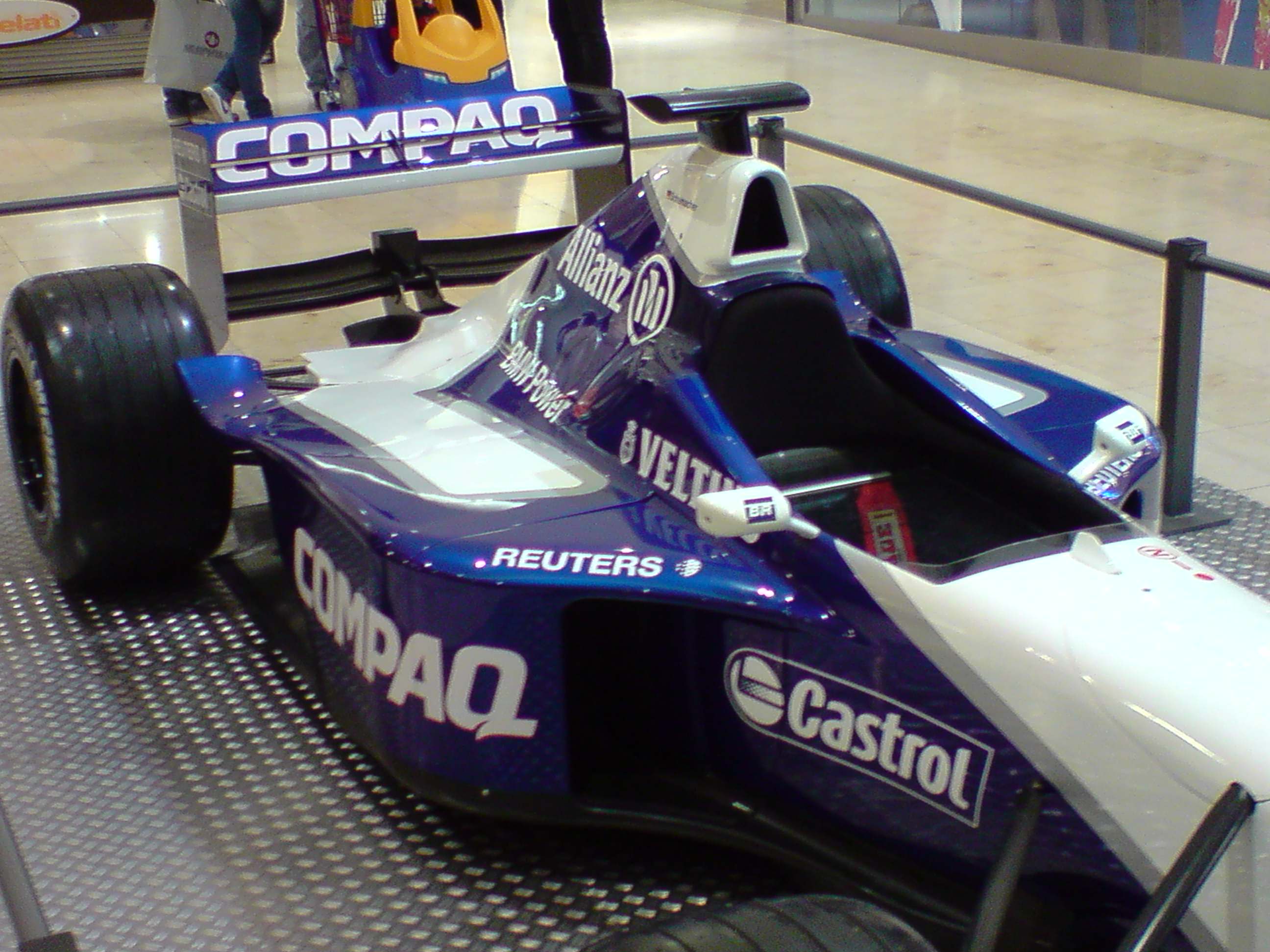 Williams FW (8).JPG